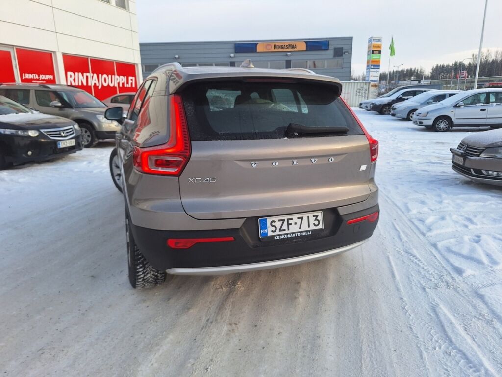 Volvo XC40 2022 Harmaa