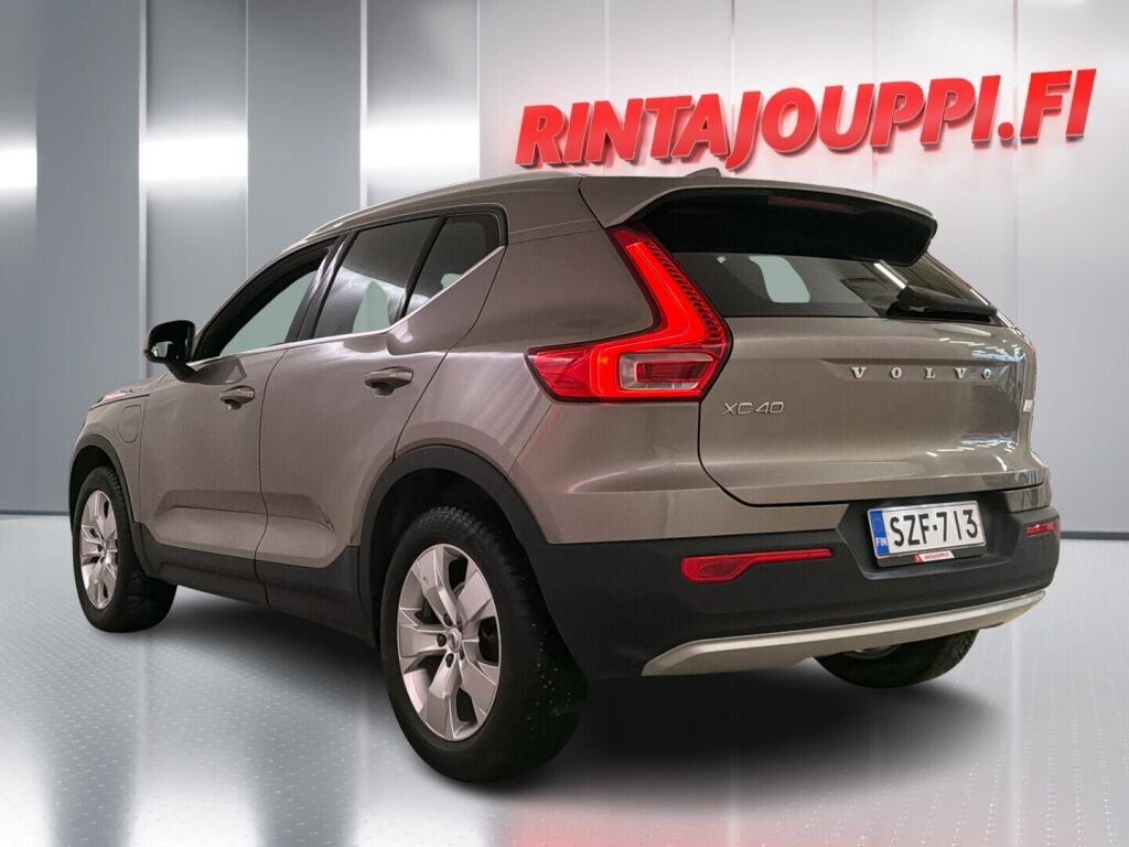 Volvo XC40 2022 Harmaa