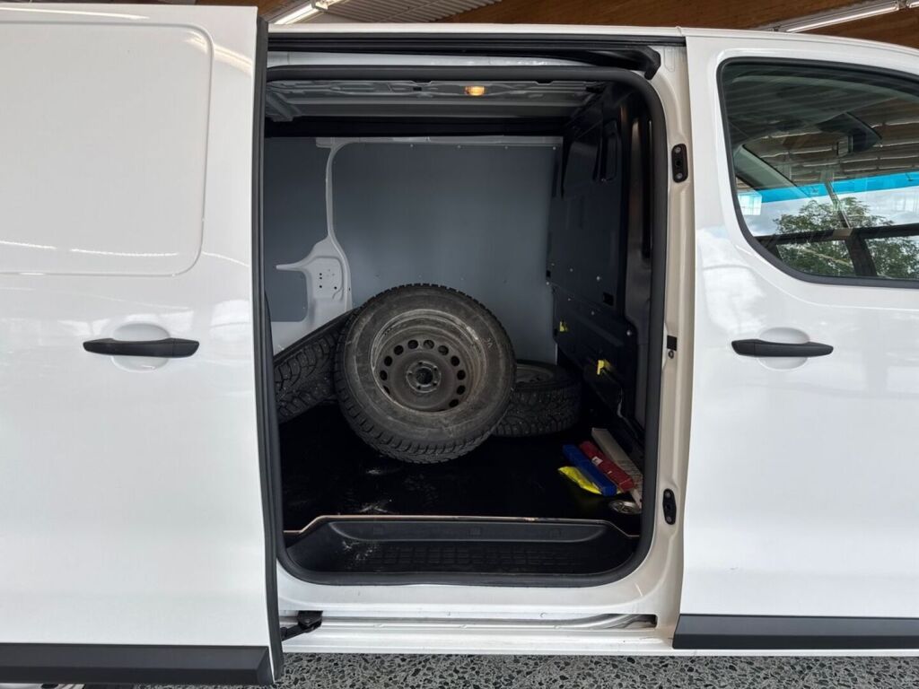 Opel Vivaro 2022 Valkoinen