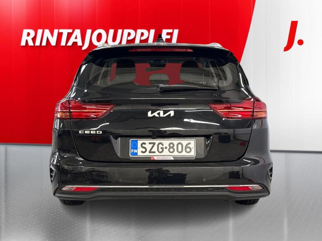 Kia Ceed 2021 Musta