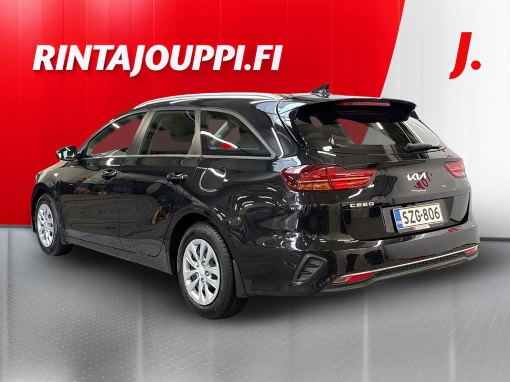 Kia Ceed 2021 Musta