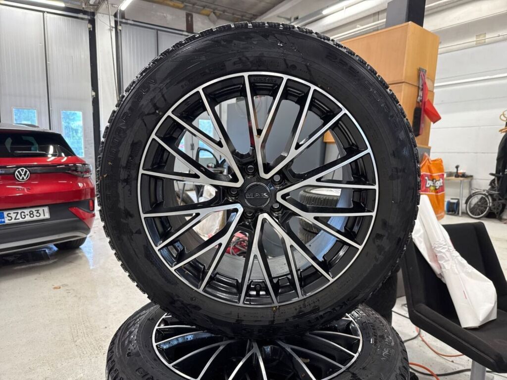 Volkswagen ID.4 2022 Punainen