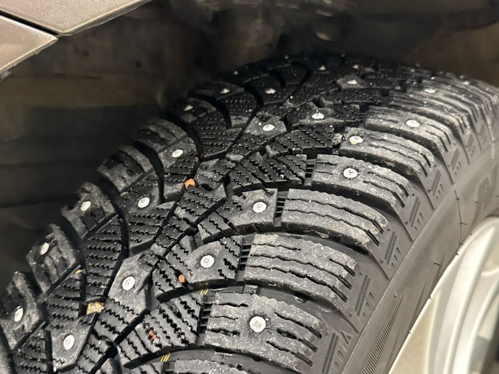 Toyota Auris 2018 Ruskea (beige)