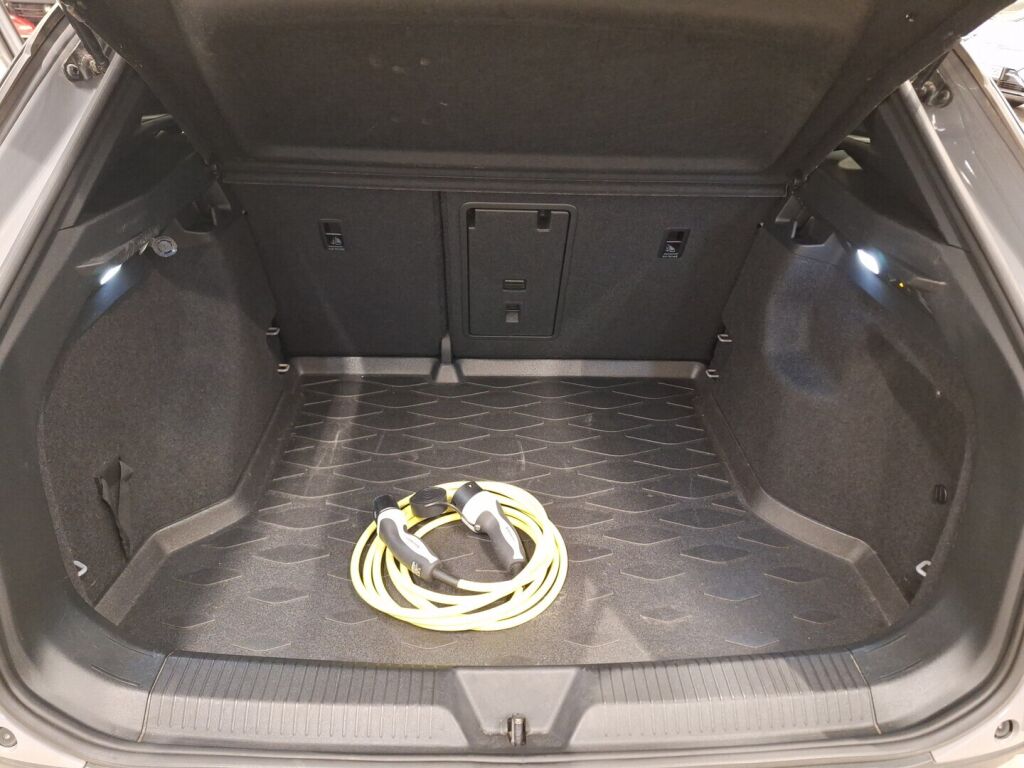 Volkswagen ID.4 2022 Harmaa