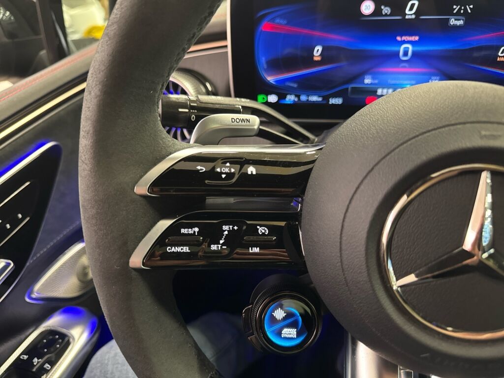 Mercedes-Benz EQE 2023 Sininen