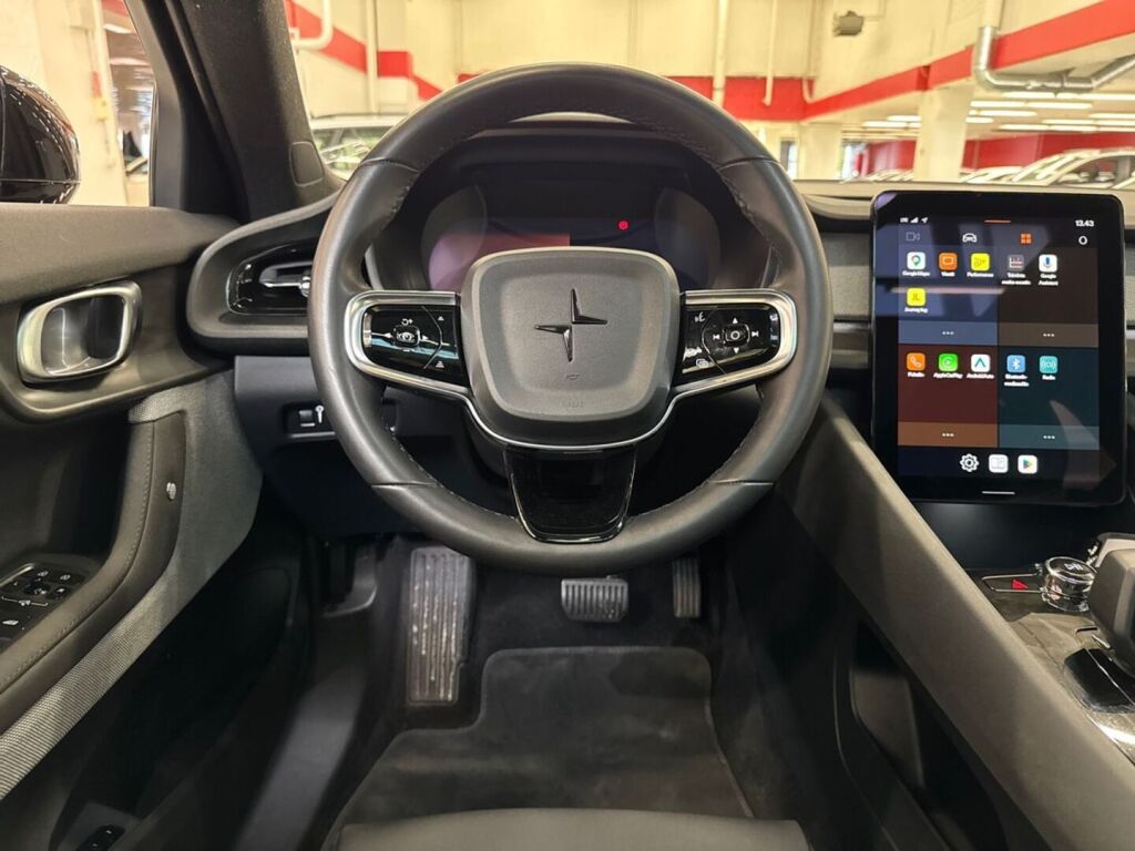 Polestar 2 2021 Musta