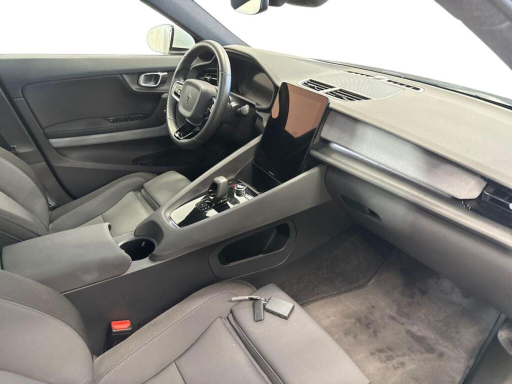 Polestar 2 2022 Valkoinen