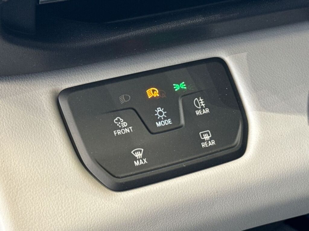 Ford Explorer 2025 Lucid Red