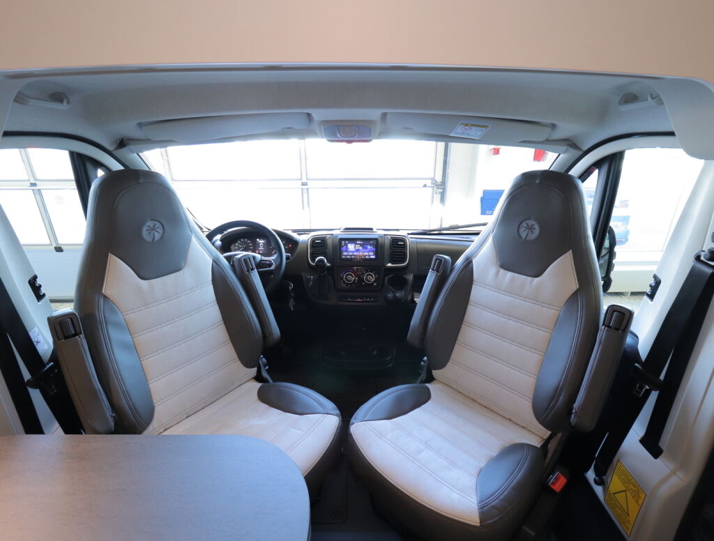 Sunlight ADVENTURE CLIFF 640 EDITION BLUE 2025 6