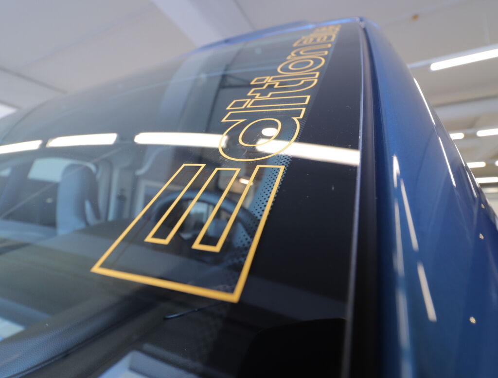 Sunlight ADVENTURE CLIFF 640 EDITION BLUE 2025 6