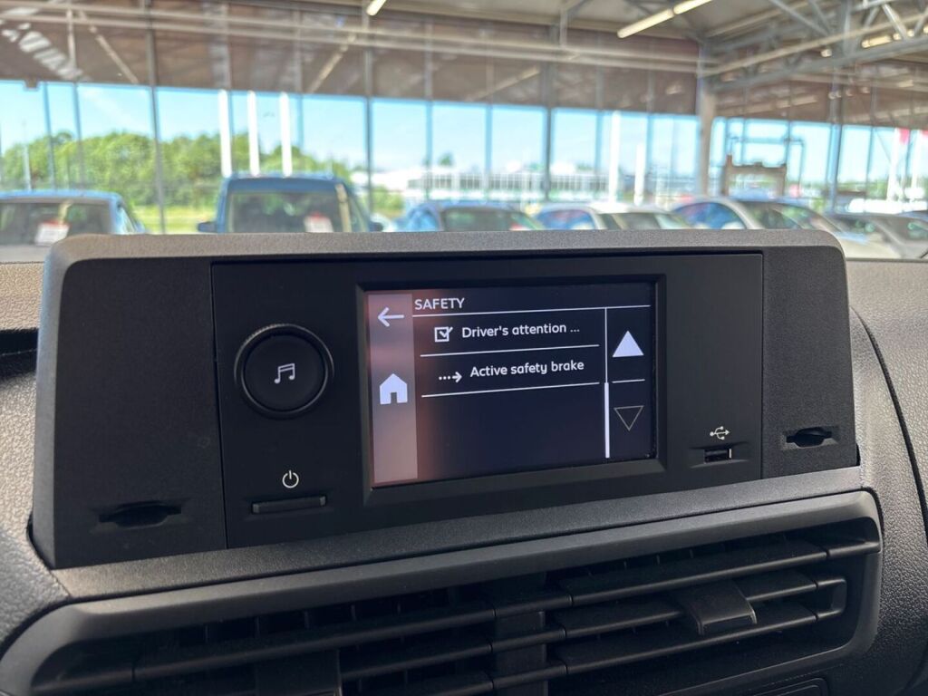 Toyota Proace 2025 Valkoinen