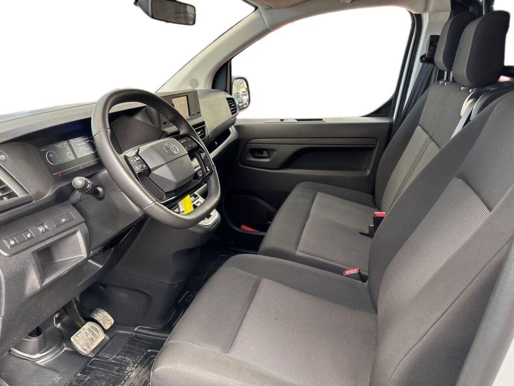 Toyota Proace 2025 Valkoinen