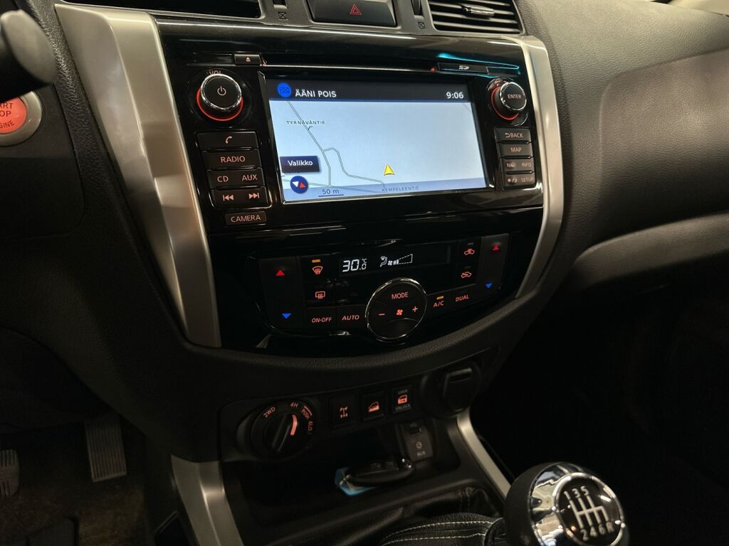 Nissan Navara 2017 Valkoinen