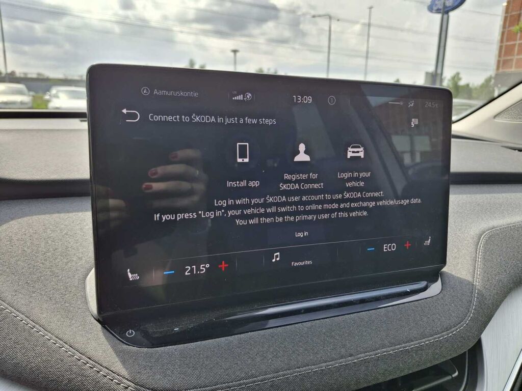 Skoda Enyaq 2022 Harmaa