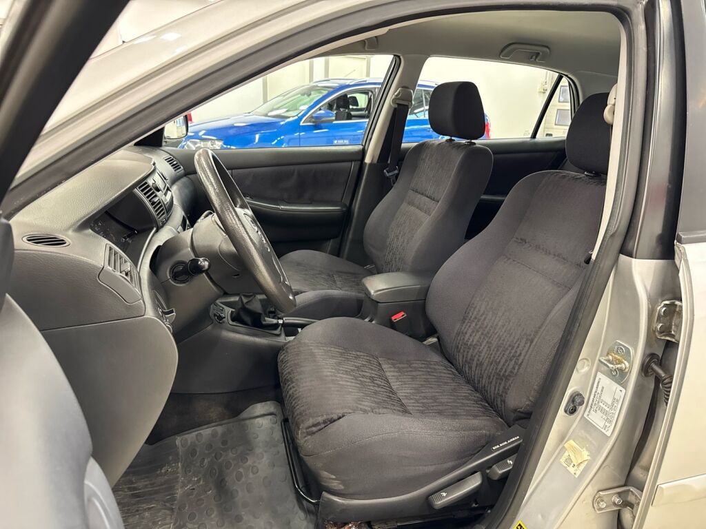 Toyota Corolla 2002 Hopea