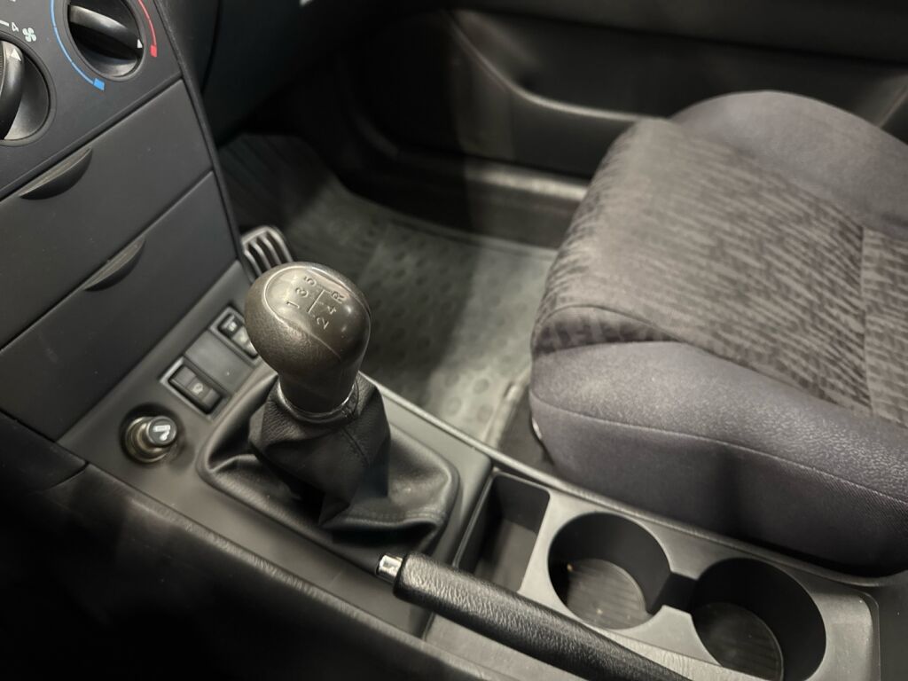 Toyota Corolla 2002 Hopea