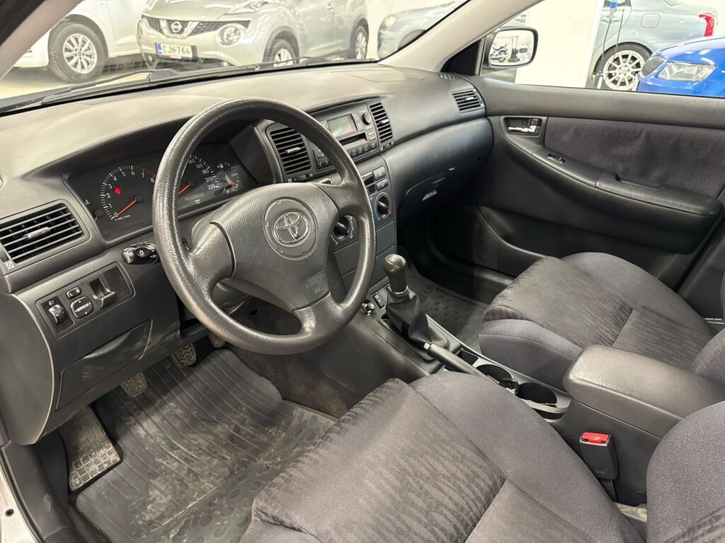 Toyota Corolla 2002 Hopea