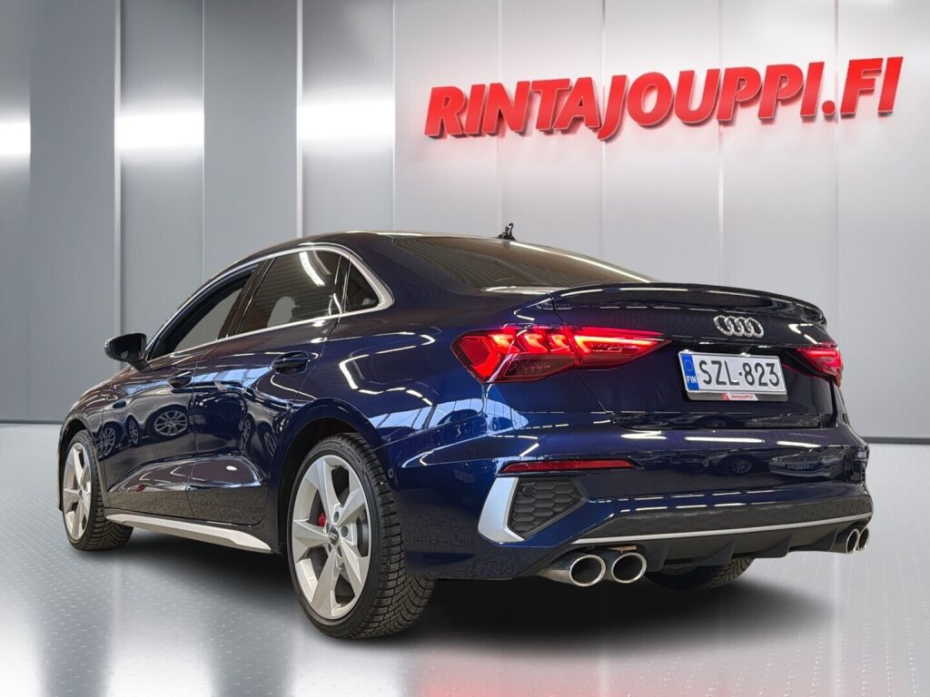 Audi S3 2024 Sininen