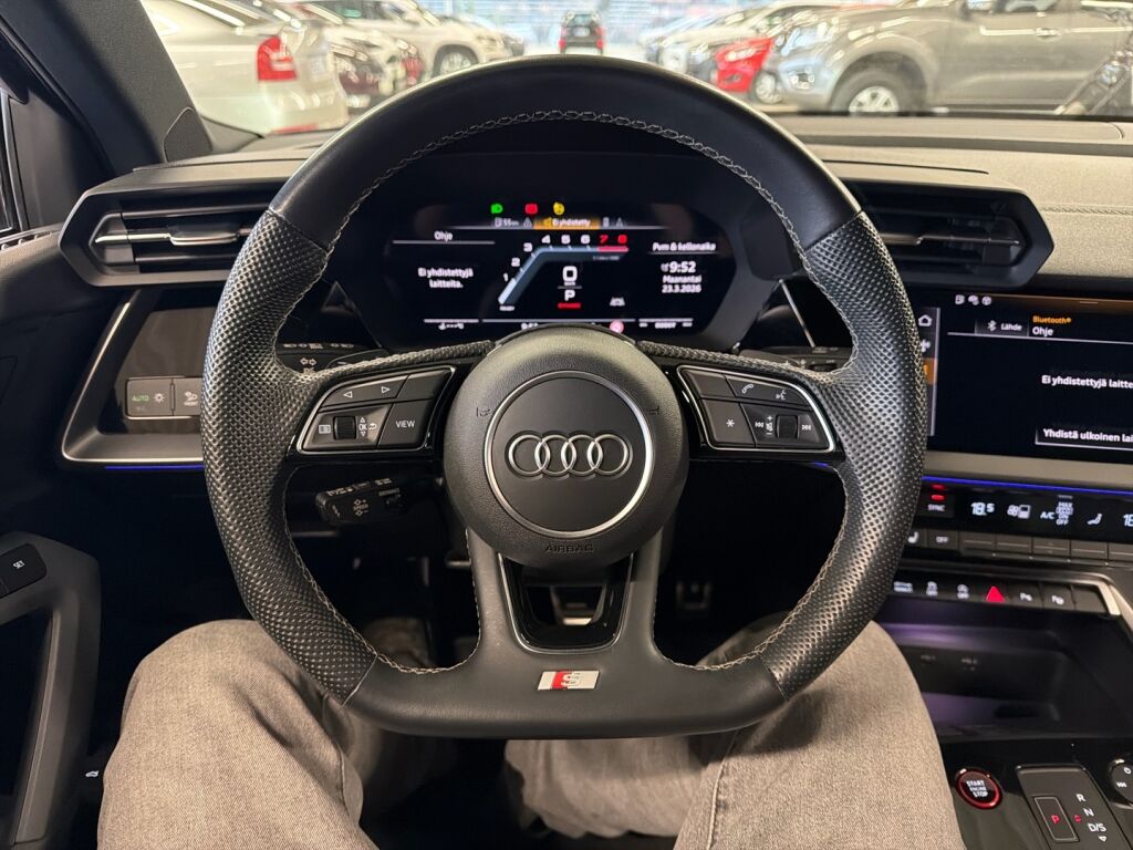 Audi S3 2024 Sininen