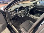 Volvo V60 2020 Musta