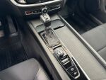 Volvo V60 2020 Musta