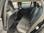 Volvo V60 2020 Musta