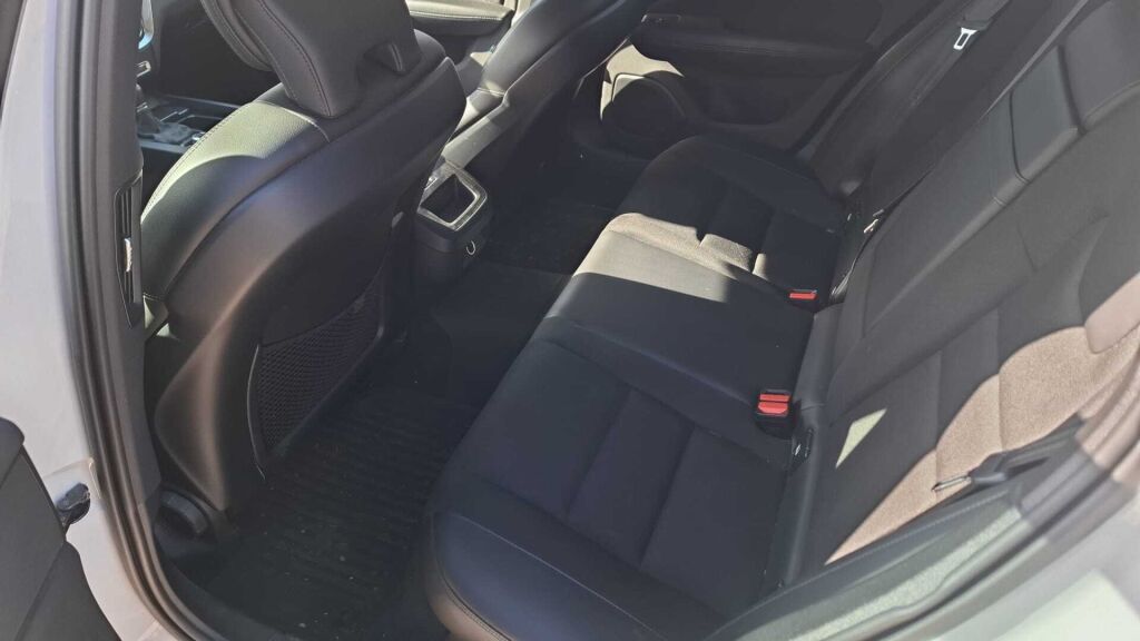 Volvo V60 2019 Valkoinen