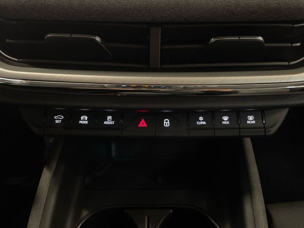 Skoda Enyaq 2022 Harmaa