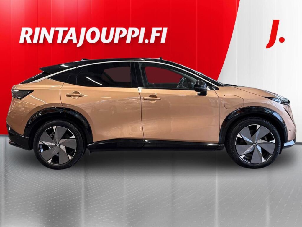 Nissan Ariya 2022, photo 7/30