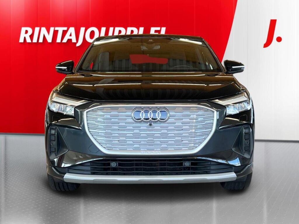 Audi Q4 e-tron 2023 