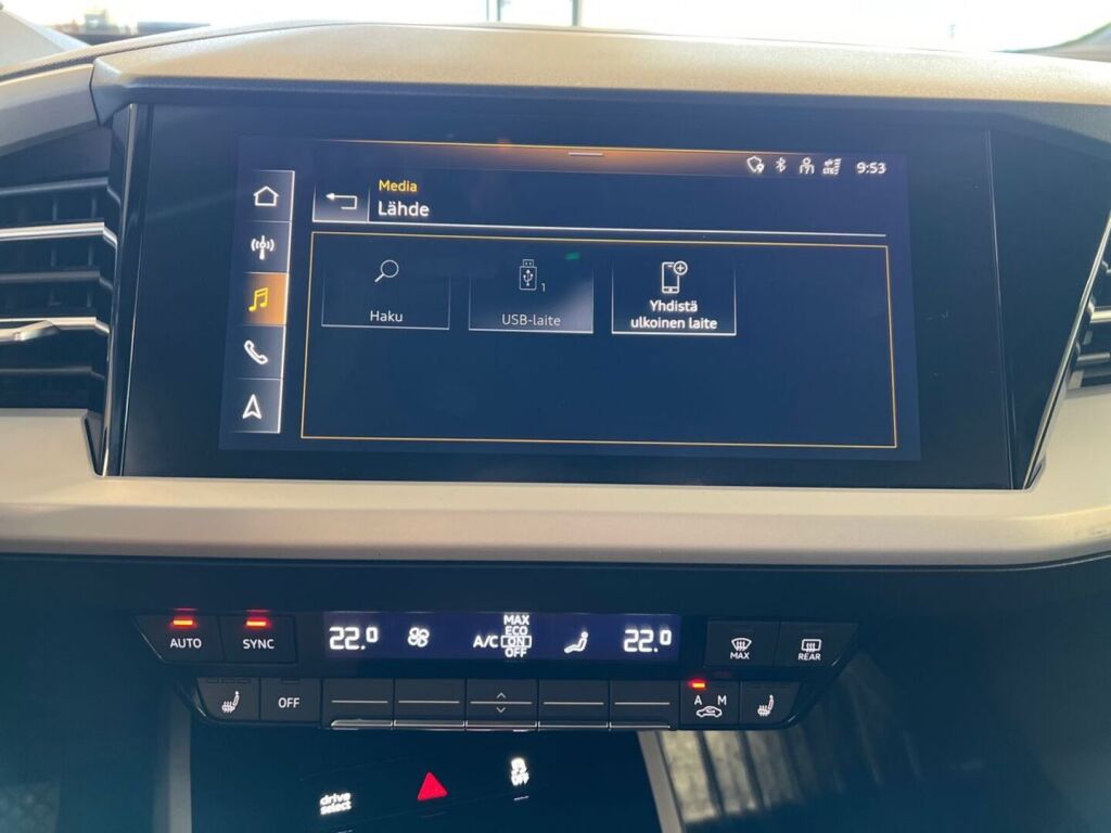 Audi Q4 e-tron 2023 