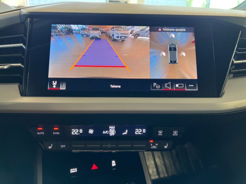 Audi Q4 e-tron 2023 