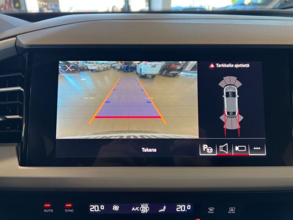 Audi Q4 e-tron 2023 