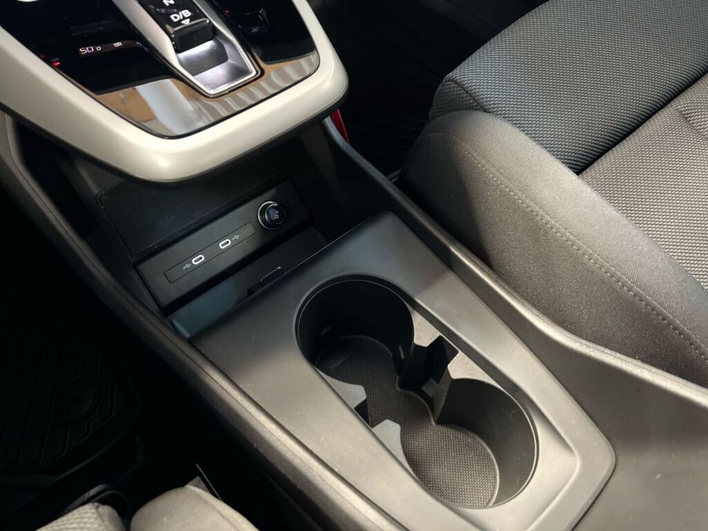 Audi Q4 e-tron 2023 