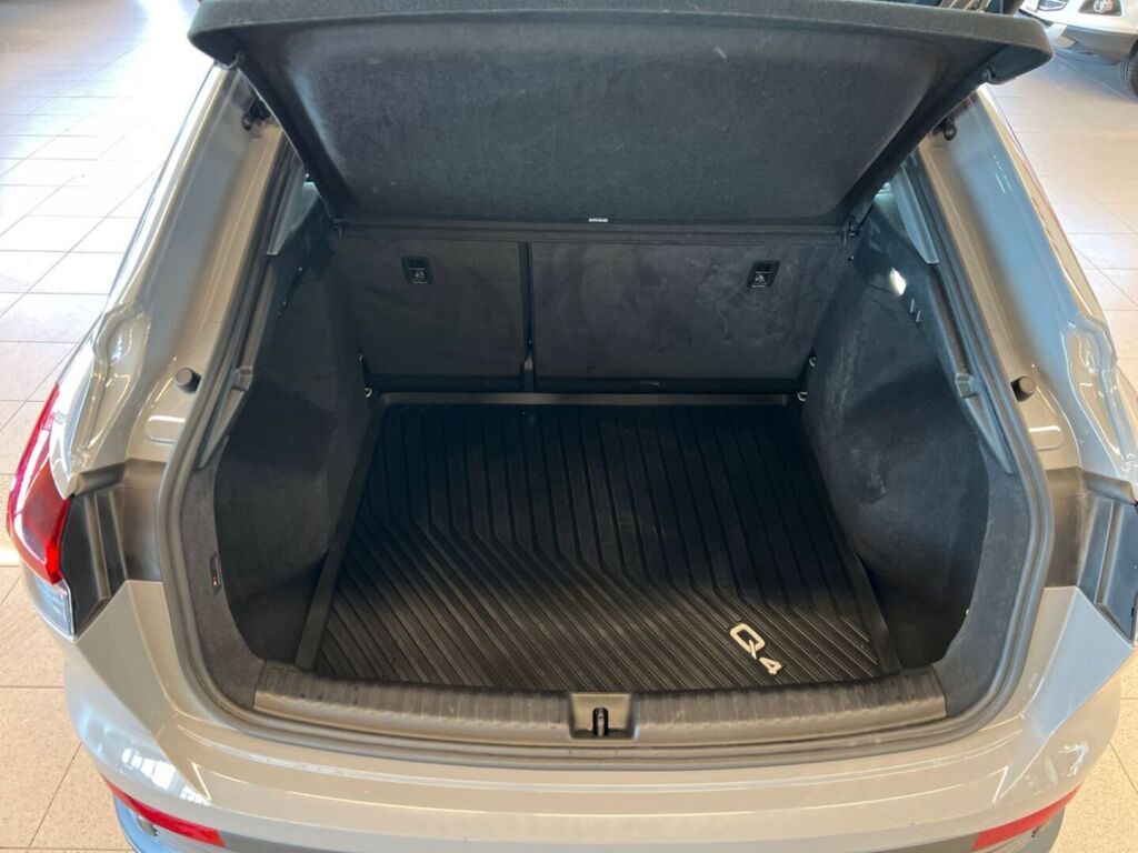 Audi Q4 e-tron 2023 