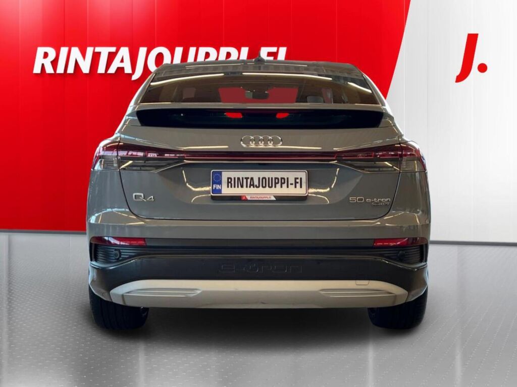 Audi Q4 e-tron 2023 