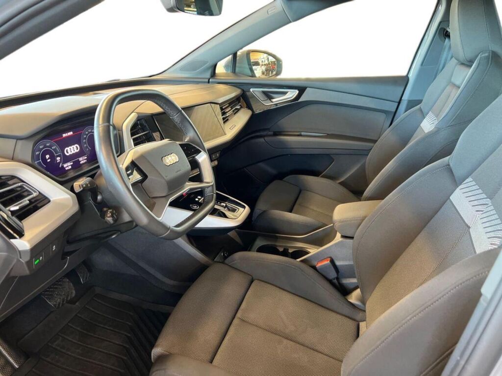 Audi Q4 e-tron 2023 