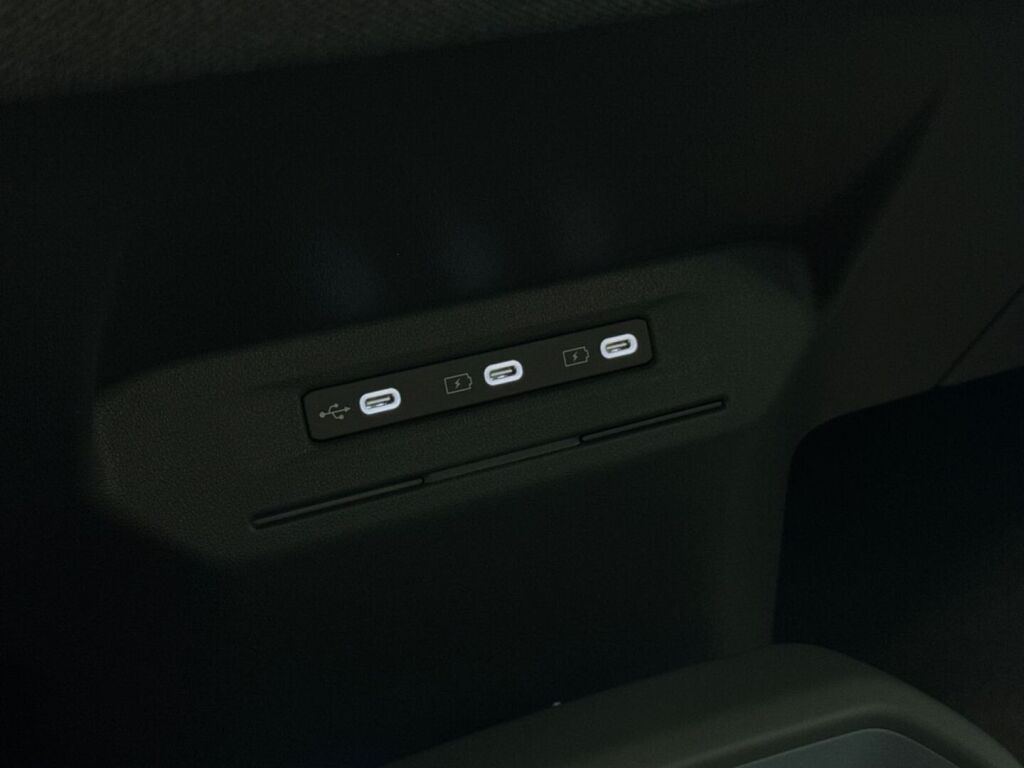 Kia EV3 2027 Sininen