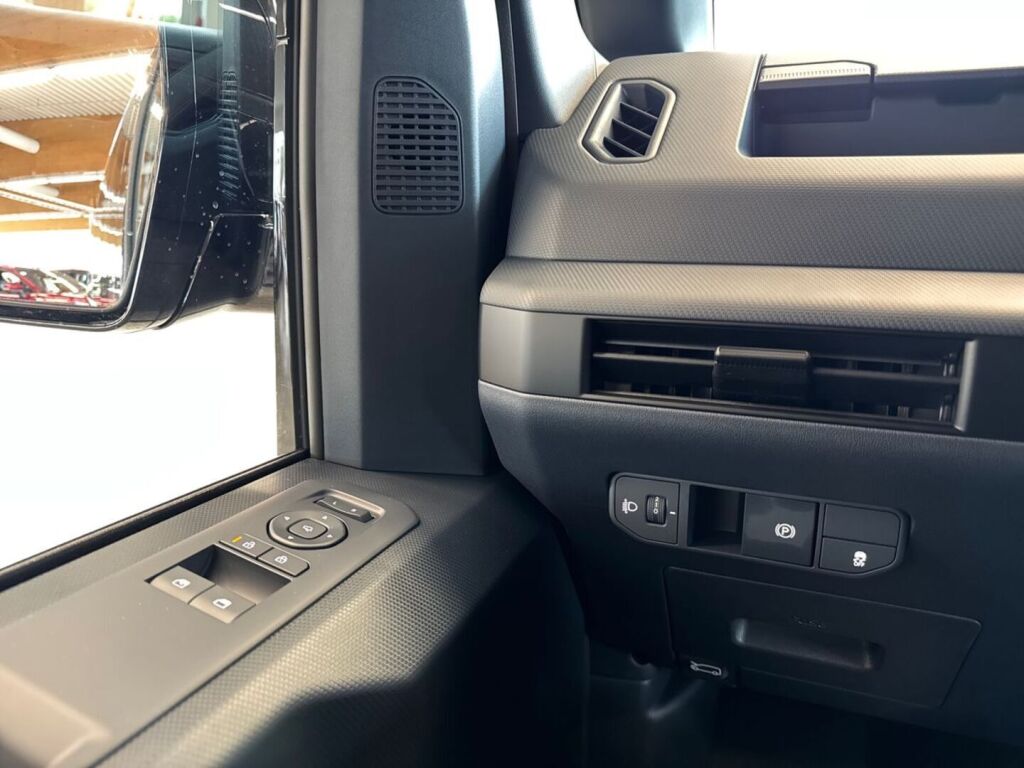 Kia PV5 2027 Harmaa