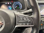 Nissan Leaf 2022 Metalli punainen