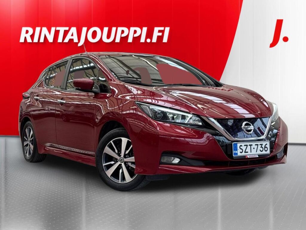 Nissan Leaf 2022 Metalli punainen