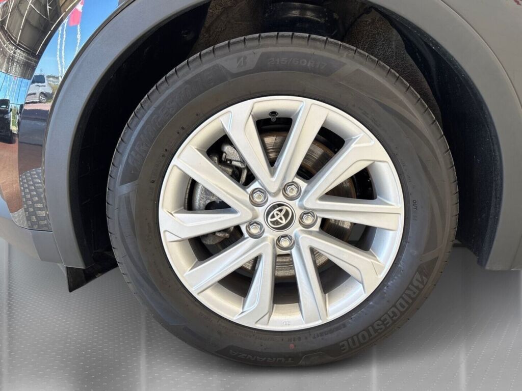 Toyota C-HR 2025 Musta