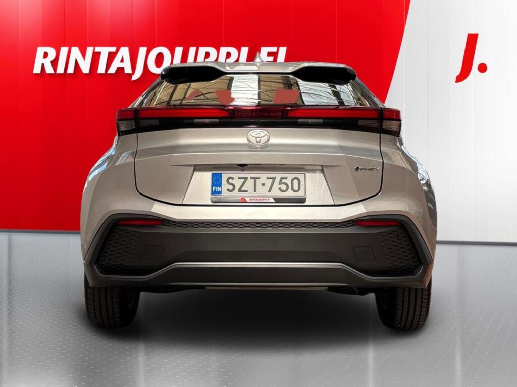 Toyota C-HR 2,0 Plug-in Hybrid Edition 2025, kuva 6/24