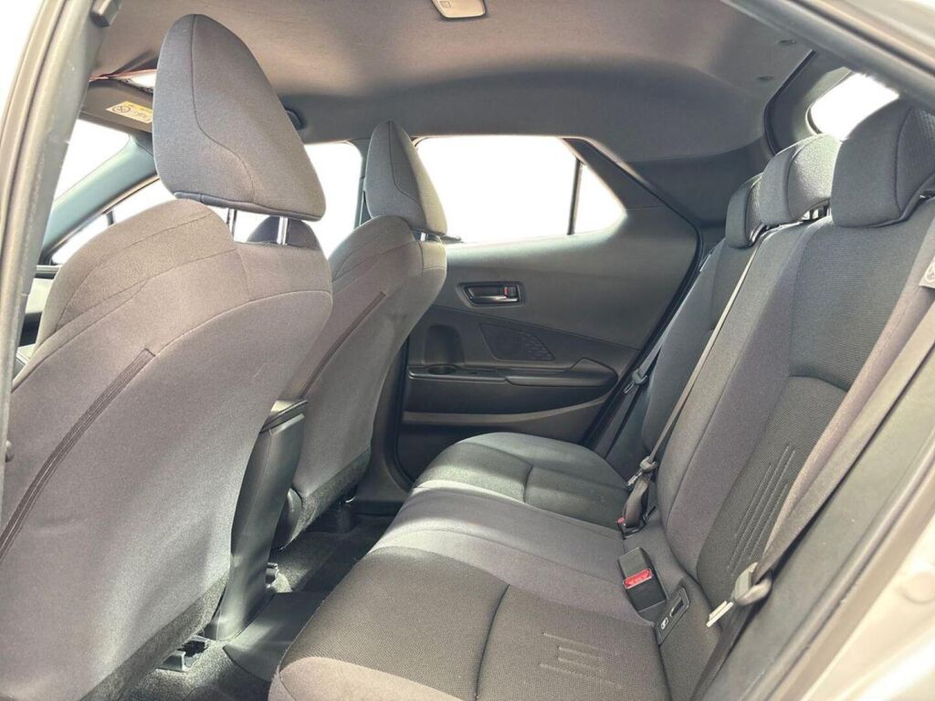 Toyota C-HR 2025 met. hopea