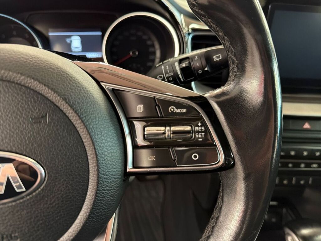 Kia XCeed 2020 Punainen