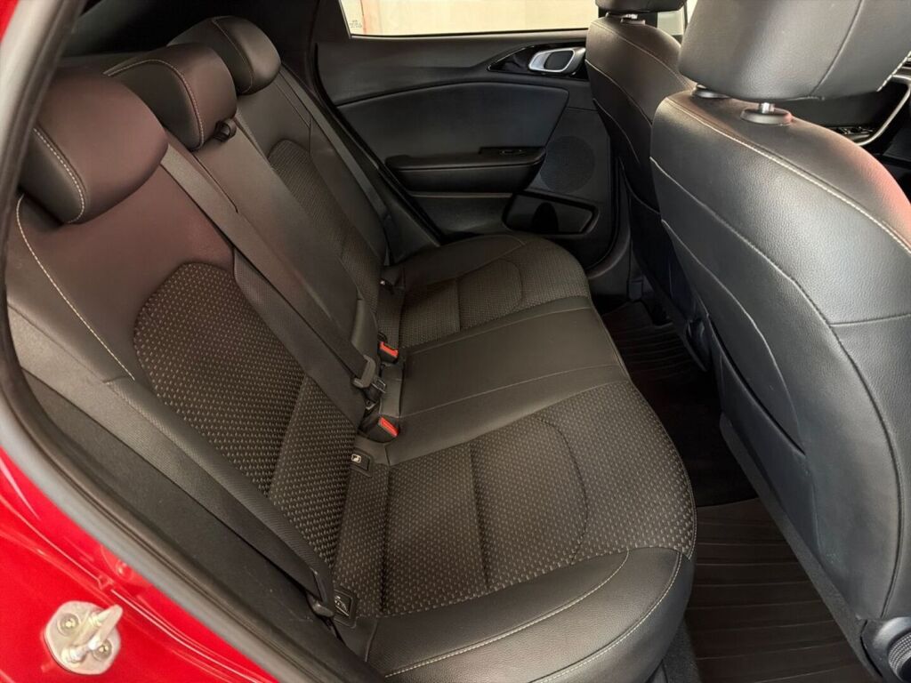 Kia XCeed 2020 Punainen
