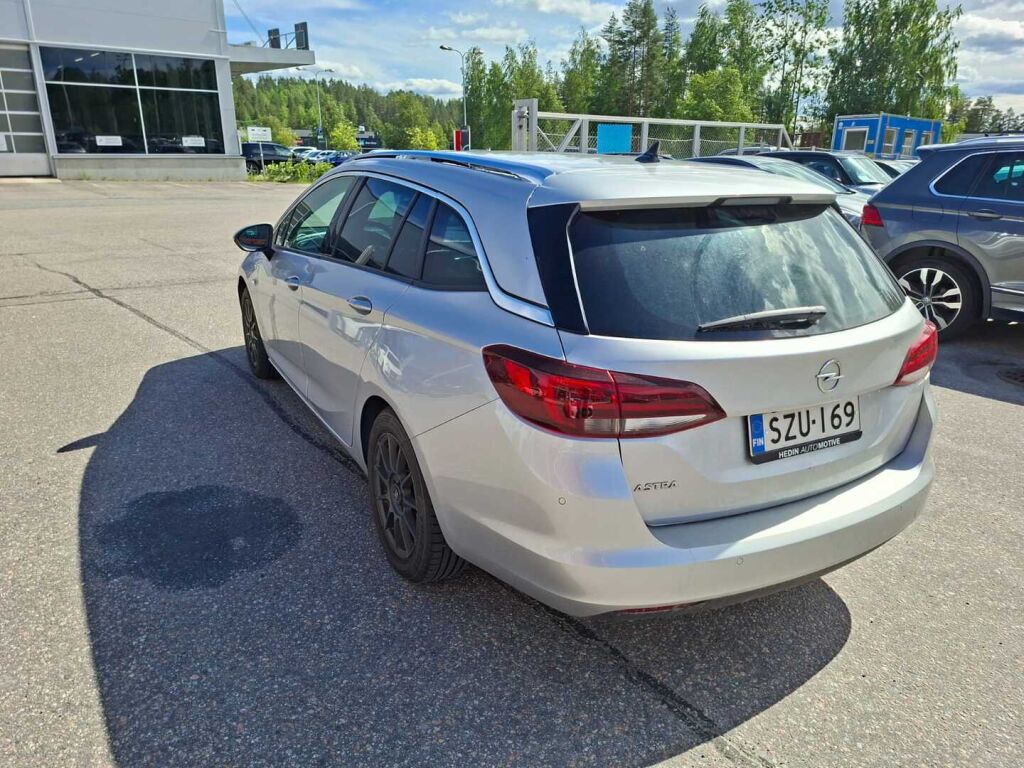 Opel Astra 2020 Hopea