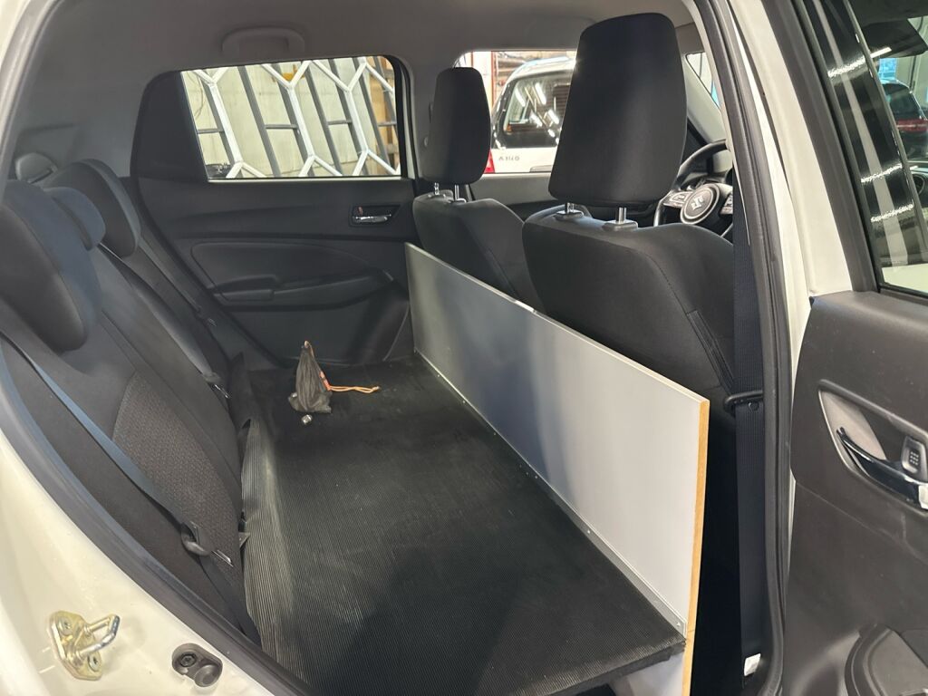 Suzuki Swift 2020 Valkoinen