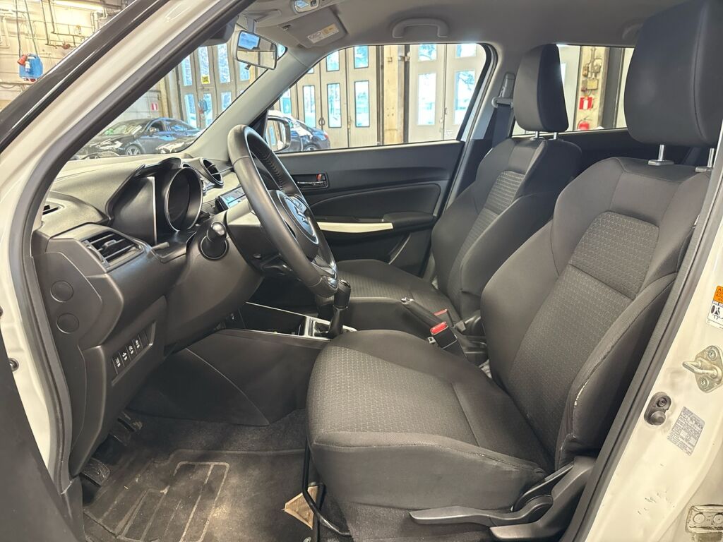 Suzuki Swift 2020 Valkoinen