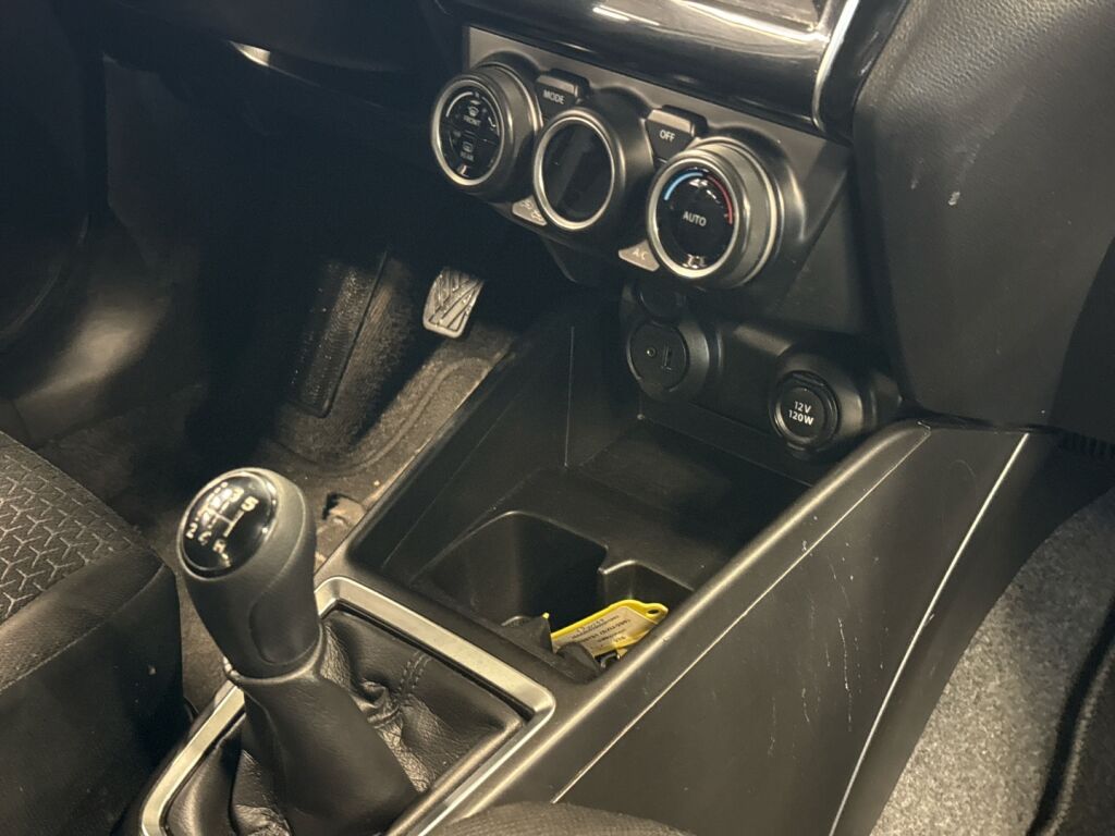 Suzuki Swift 2020 Valkoinen